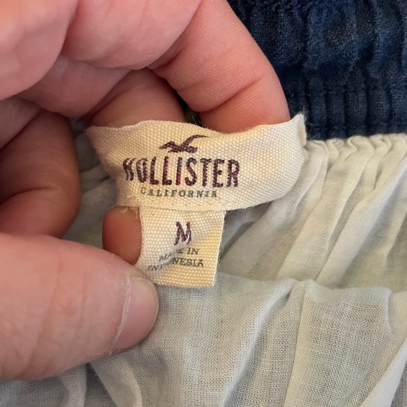 Hollister Floral Mini Skirt Y2K - Picture 2 of 3